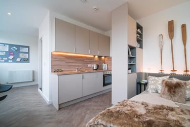 1 bed studio, 170 Armada Way, City Centre, Plymouth, PL11LB - Image 1
